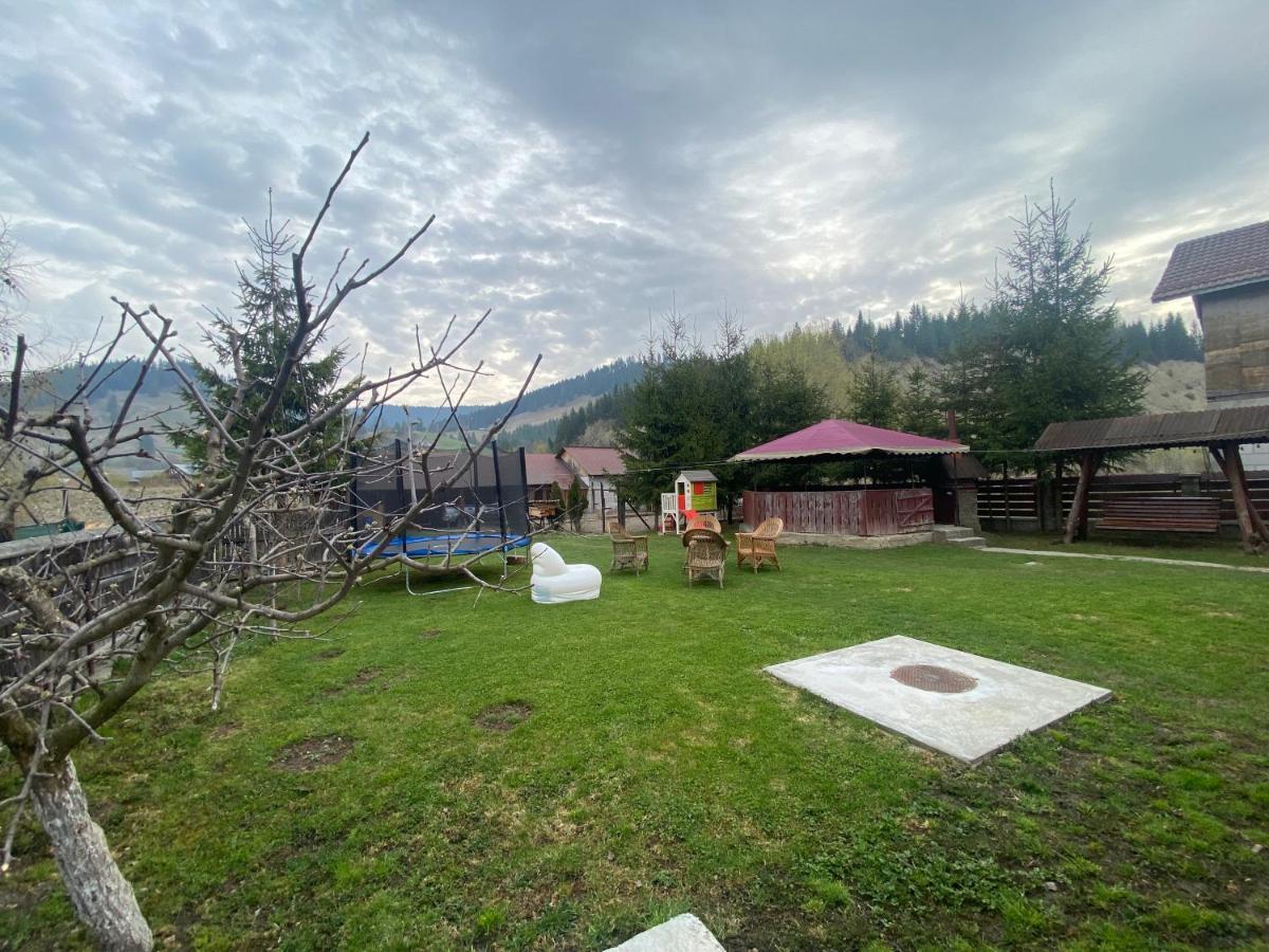 Hotel Casa Laur Mînăstirea Humorului Exteriér fotografie